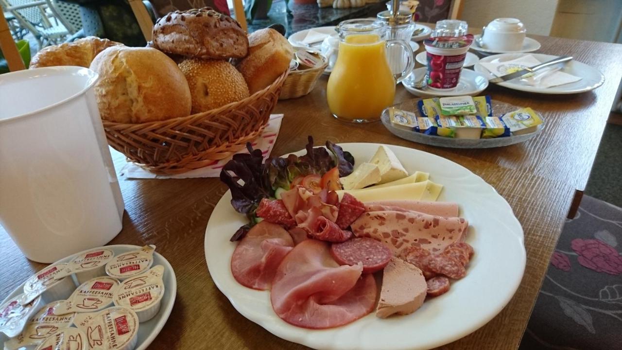 Gästehaus Café Heck Titisee Extérieur photo